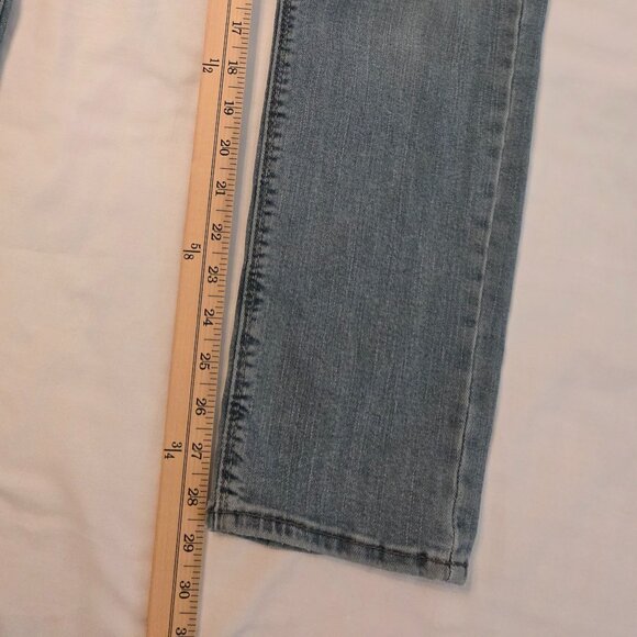 Denizen Levi’s 216 Skinny Jeans Mid Rise distressed Women’s 30x32 Stretch Denim - Picture 7 of 7